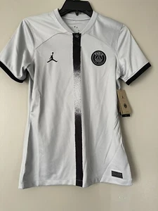 Camiseta de fútbol para mujer Nike Jordan Paris gris talla S nueva precio de venta sugerido por el fabricante $90 - Imagen 1 de 7