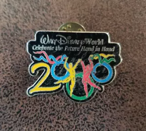Walt Disney World 2000 Celebrate The Future Hand in Hand Pin - Picture 1 of 2