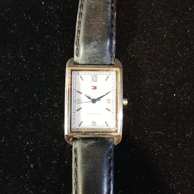 Tommy Hilfiger F80252 Elegante Reloj Mujer, Correa Cuero Negro, Batería Nueva Foto 1 de 4