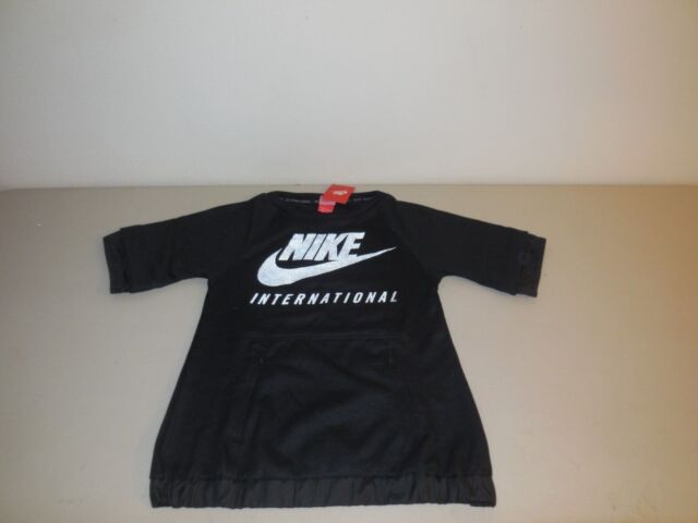 T-Shirt Nike Sportswear Swoosh Mulher CJ3764-100