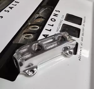 Finned Aluminum 2 Carb Port FUEL BLOCK Hot Rod Custom Auto Boat Dual Drag Racing - Picture 1 of 8