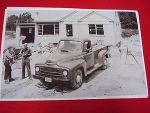 1952 INTERNATIONAL HARVESTER  PICKUP  L100   11 X 17  PHOTO   PICTURE - Picture 1 of 1