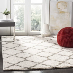 SAFAVIEH New York Shag Collection SG168B Ivory / Grey Rug - Picture 1 of 10