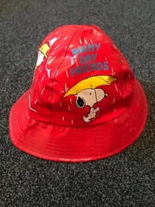 RARE 1960's/70's SNOOPY PEANUTS 'RAINY DAY FRIENDS' PVC RAIN HAT - Picture 1 of 9