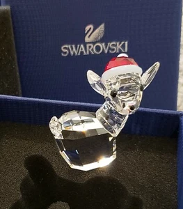 Cerva Swarovski con cappello di Babbo Natale in cristallo - 5135853 - Ritirato - Foto 1 di 10