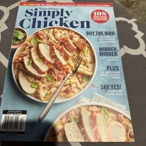 TASTE OF HOME-SIMPLY CHICKEN MAGAZINE ISSUE 53 FREE SHIPPING-NEW - Imagen 1 de 2