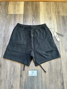 NWT Essentials Fear Of God “Stretch Limo” Sweat Shorts Size Small - Picture 1 of 4