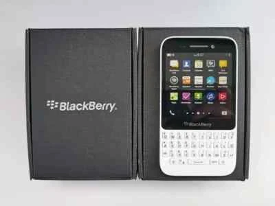 Blackberry Q5 8GB+2GB 4G Original Unlocked QWERTY Keyboard SmartPhone - Image 1 of 4