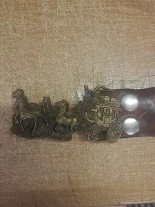 VINTAGE 1979 SOLID BRASS HORSE AND CARRIAGE BELT BUCKLE MADE IN USA Very Heavy - Picture 1 of 10