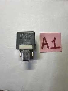 90987-02025 LEXUS TOYOTA GREY RELAY 4 PINS DENSO 156700-2540 12 V - Picture 1 of 5
