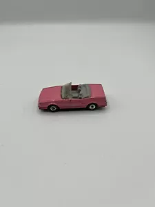 Matchbox Cadillac Convertible Allante 1987 Pink Made in Thailand 1:60 - Picture 1 of 5