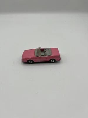 Matchbox Cadillac Convertible Allante 1987 Pink Made in Thailand 1:60 - Image 1 of 4