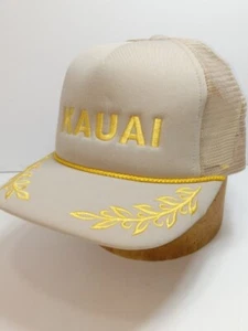 Hawaiianischer Vintage Kauai Truckerhut Netz Druckknopflasche Ball grau mit goldenem Schriftzug - Bild 1 von 4