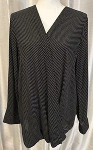 Talbots Damenbluse schwarz Tupfen V-Ausschnitt Oberteil 1X 20 Plus neu mit Etikett - Bild 1 von 5