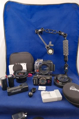 Complete Underwater Camera Outfit: Ikelite Compact + Olympus TG4 & Video Light   - image 1 of 4