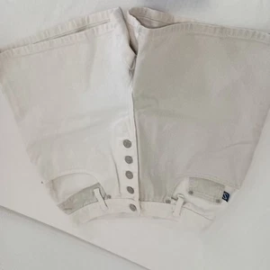 Vintage No Excuses Femme Fatale Two Tone Denim Shorts, Size 7/8 - Picture 1 of 5