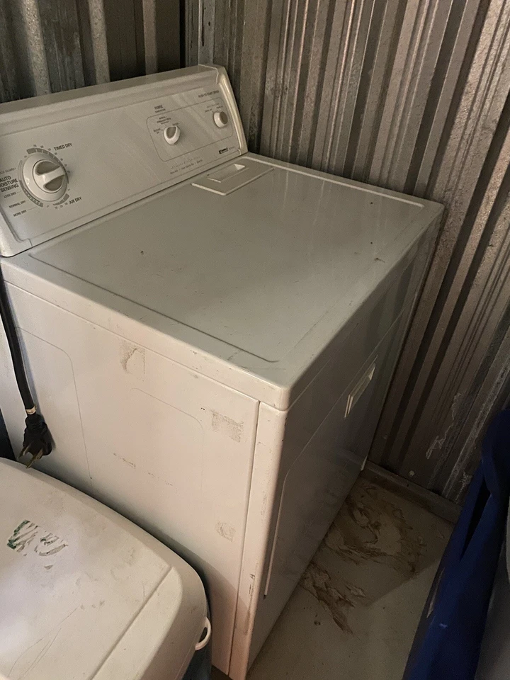 clothes dryer - Image 1 of 1