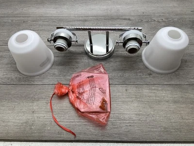 Savoy House 8-1627-2-11 Kaden 2 luces 16" de ancho tocador de baño luz Foto 1 de 4