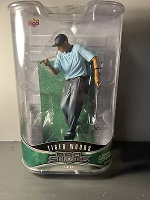 Tiger Woods Action Figure SERIES 1 #2 Upper Deck Pro Shots 2008 PGA Monument 💎 - Image 1 of 4