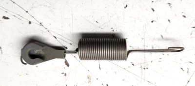 Jeep Wrangler TJ 1997-2004 4.0 6 Cly & 2.5 4 Cly Throttle Body Return Spring - Image 1 of 2