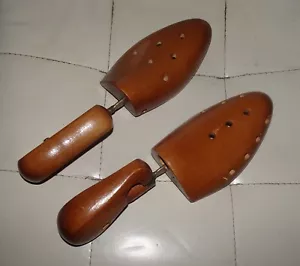 Vintage Wooden Shoe Stretchers Trees by Mission Industries Made in Germany 6-8 - Picture 1 of 12