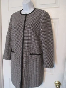 Ann Taylor Black & White Faux Leather Trimmed Coat / Jacket Size M - Picture 1 of 7