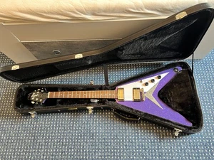 Epiphone Flying V Purple Sparkle Limited Edition inkl. Koffer Sammlerzustand - Bild 1 von 15