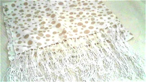 Bufanda 100 % seda 14" x 51" crema/beige lunares 5" flecos máquina dobladillo etiquetas - Imagen 1 de 4