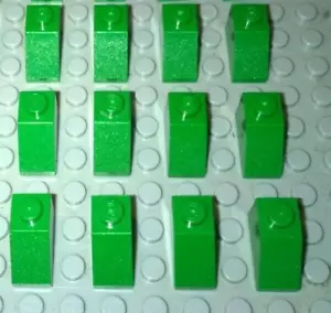 LEGO Schrägstein 12 Stück 3040 grün 2x1 Steine Hausbau Stadt Zubehör System - Bild 1 von 1