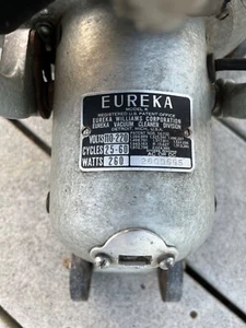 eureka model k vacuum cleaner - Picture 1 of 3