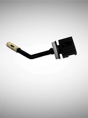 2006-2022 VW Volkswagen Passat OEM HVAC Evaporator Temperature Switch Sensor - Image 1 of 4