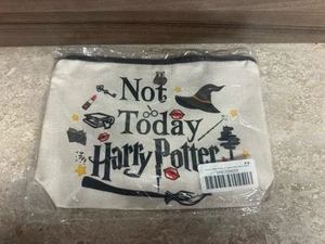 Harry Potter Makeup Bag School Pencil Pouch 9.5 X 8.5 - NEW - Picture 1 of 3
