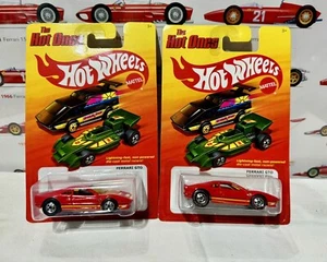RARO HotWheels Ferrari GTO Rosso Regolare Hot Ones Chase Variazione Hotf Mattel 1/64 - Foto 1 di 1