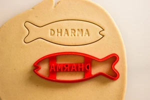 LOST TV Show DHARMA Initiative Fish Biscuit Cookie Cutter - Picture 1 of 1