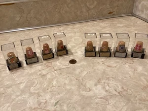 8 Vintage Carradus Holz Fingerhüte Fingerhut SIGNIERT UND NUMMERIERT 5.&6. Auflage - Bild 1 von 7