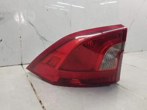 2012 VOLVO S60 LEFT OUTER QUARTER MOUNTED TAIL LIGHT #009849 - Bild 1 von 6