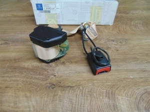 Ceinture de sécurité centrale de banquette arrière neuve d'origine Mercedes W... - Photo 1/1