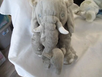 IKEA Leddjur PELUCHE ELEFANTE ELEFANTE gris y bebé mamá 10" 4" Foto 1 de 3