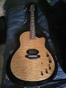 Tom Anderson Crowdster Plus Guitar Maple Top With Hard Case 