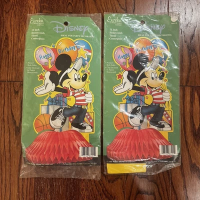 2 centros de mesa de papel de panal de Mickey Mouse de colección nuevo en stock fiesta de feliz cumpleaños sellados Foto 1 de 4