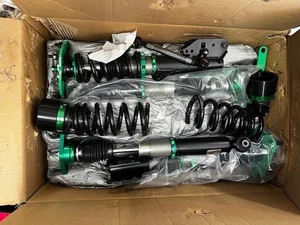 OPEN BOX REV9 Hyper Street 2 Coilover Kit for 10-16 MB E Class 4MATIC Damaged - Bild 1 von 16
