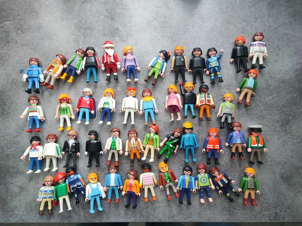 Playmobil - Lot Personnages Divers  - Photo 1/1