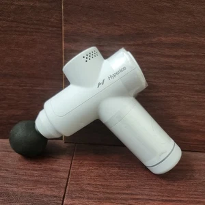 Hyperice Hypervolt Go 2 Portable Massager HVG2001 Arctic Grey - Picture 1 of 3
