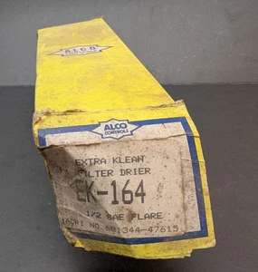 Filtro secador de línea líquida extra pequeña ALCO Controls EK-164 1/2 SAE Flare - Imagen 1 de 2