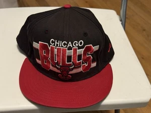 Chicago Bulls Handwoo Classic Adjustable Red/Black Snapback Hat Cap Vintage - Picture 1 of 6