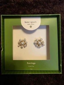 IN HAND Kate Spade NY x Target Pearl Cluster Earrings Limited Edition SOLD OUT - Picture 1 of 4
