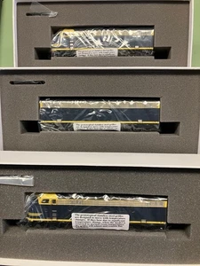 Athearn Genesis Santa Fe F-7ABA Delivery Paint #205L, 212C & 212B - Picture 1 of 1