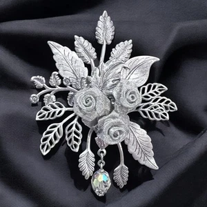 Vintage Silver-Tone Filigree Floral Brooch – Ornate Layered Design, Dimensional - Picture 1 of 4