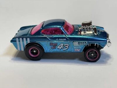 Nuevo Hot Wheels 2024 Super Treasure Hunt Volvo P1800 Gasser suelto Foto 1 de 4