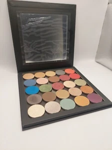 Younique Lidschatten Palette - Bild 1 von 5